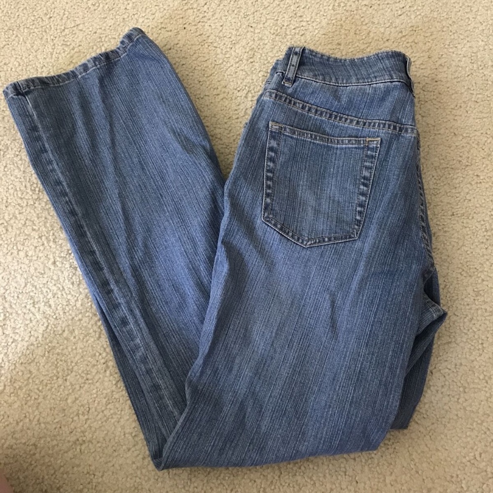 Coldwater Creek medium wash bootleg jeans - womens 10P.